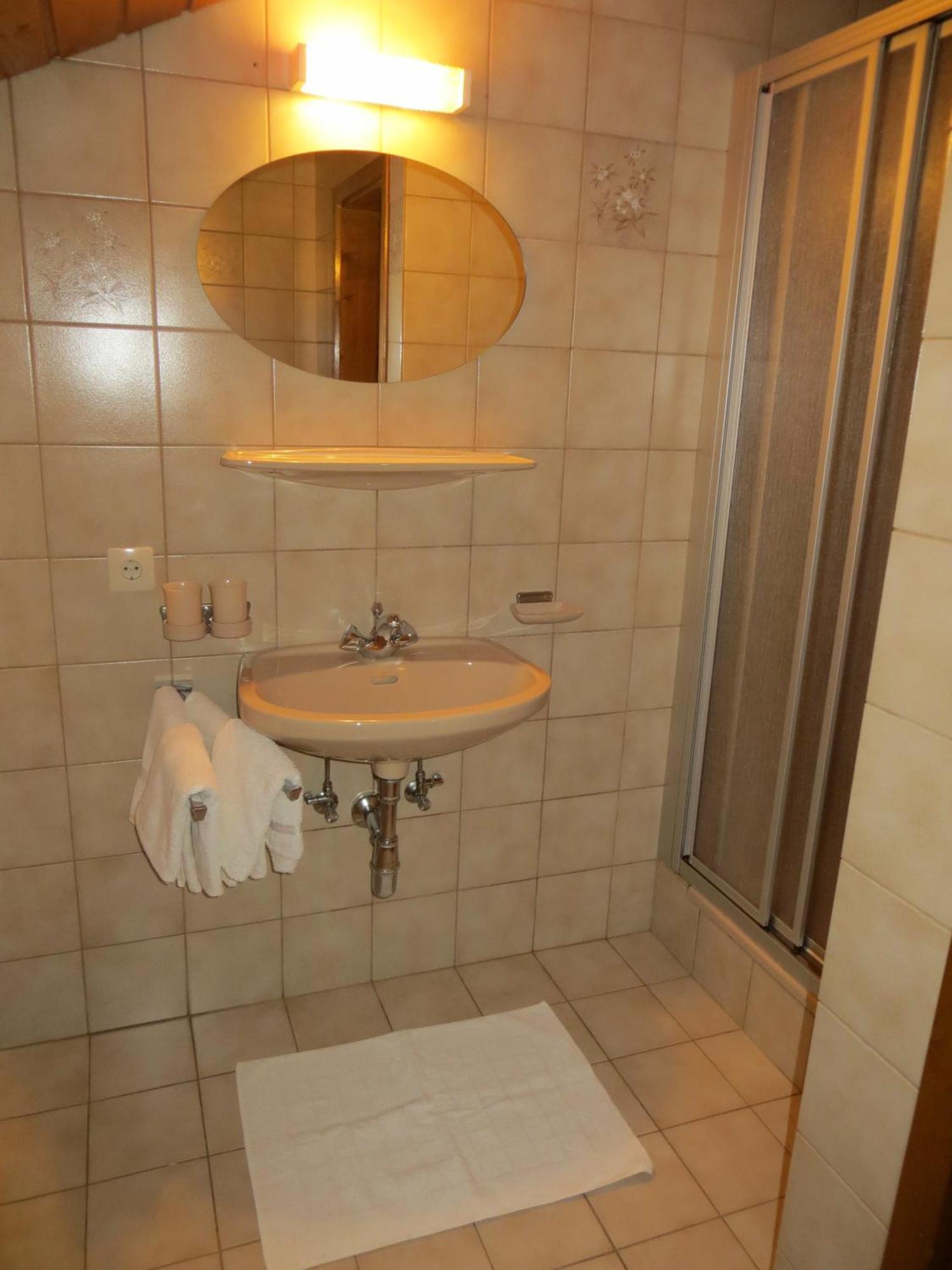 Gaestehaus Pfister Maria Hippach Pokoj fotografie